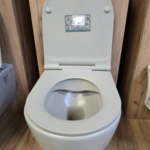 WC ŠKOLJKA CITY BEŽ MAT SA DASKOM